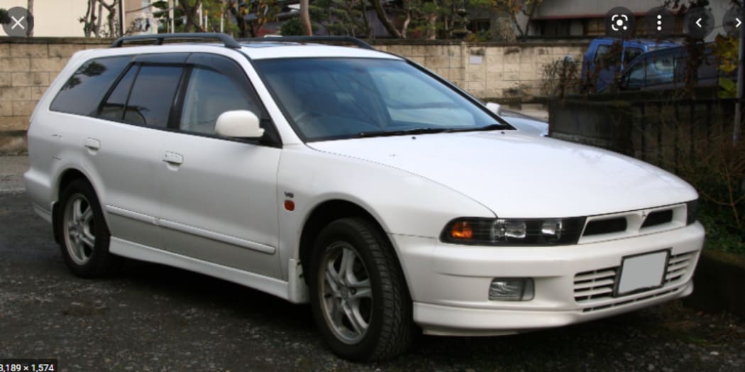 Police are also seeking any sightings of a white Mitsubishi Legnum on Wainui Road, between Raglan and Manui Bay boat ramp, from 5pm onwards on Tuesday, 25 January.