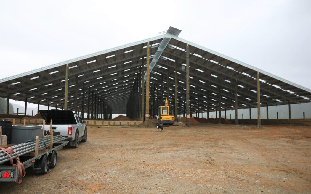 Composting barn near Karamea - Country Life