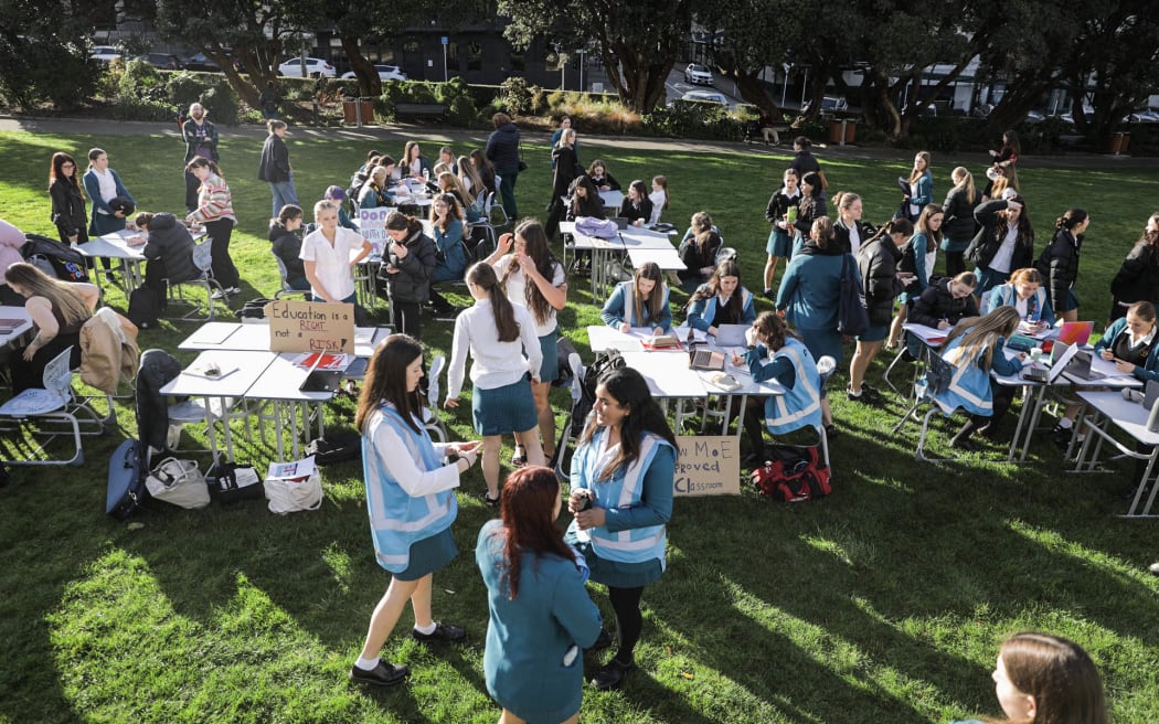 Wellington Girls College students have set up their own classroom at Parliament in protest after finding out 13 of their classrooms aare earthquake-prone.