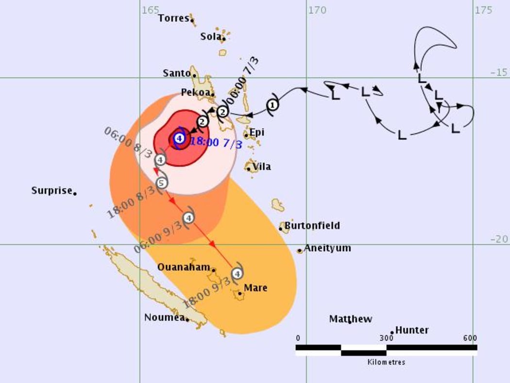 The latest tracking threat map for the category 4 Cyclone Hola.