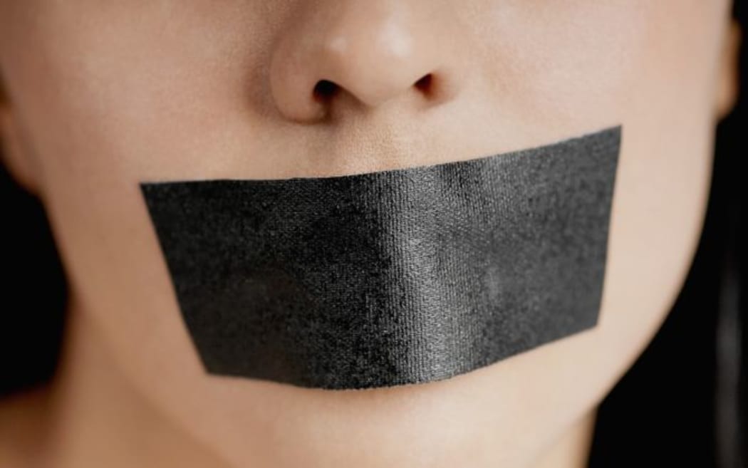 Clampdown on whistleblowers of Nauru and Manus camps