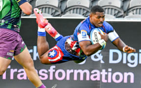 Kini Naholo of the Hurricanes scores the opening try  during the Highlanders v Hurricanes, Round 5 Super Rugby Pacific rugby union match at Forsyth Barr Stadium, Dunedin, New Zealand, on Friday 14 March 2025. © Photo credit: Steve McArthur / www.photosport.nz