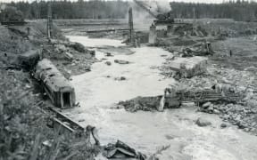 Archives Reference: AAVK W3493 D-1957, dated 27 December 1953. View of wreckage.