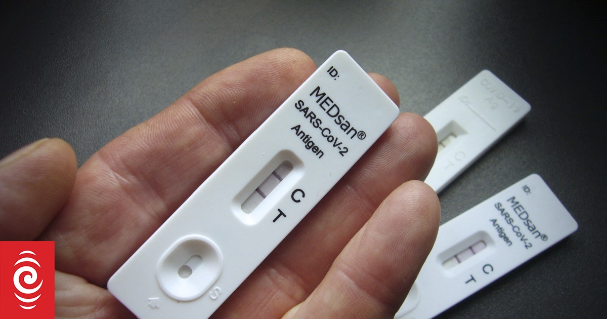 Warning for employers skimping on sick leave as Covid wave hits - RNZ by Money Correspondent