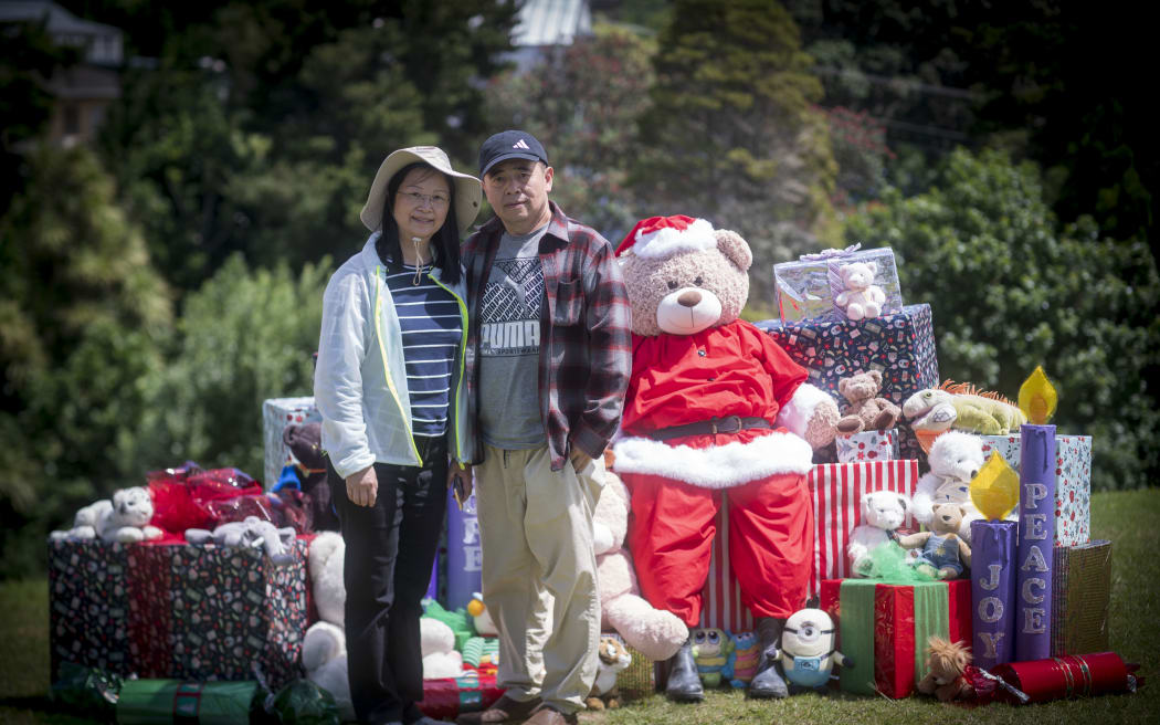 Director Yalin Zou and co-producer Helen Wu.