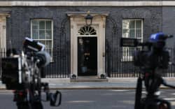 Media cameras pointed at the door to 10 Downing Street in London, early in the morning of 19 June, 2026, as a formal challenge to Britain’s Prime Minister Keir Starmer may be triggered in the near future.
