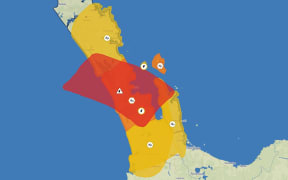 A red thunderstorm warning is in place Rodney, Gulf, Thames Coromandel, Kaipara, Auckland City, Waikato, Hauraki, Waitakere, Franklin and Albany.