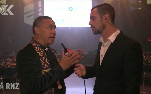 Stars arrive for Pacific Music Awards