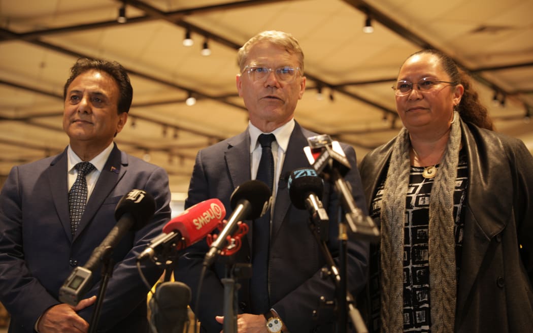 Justice Minister Paul Goldsmith and Associate Justice Minister Nicole McKee announced the new infringement regime in Auckland on Tuesday, alongside tougher penalties for theft.