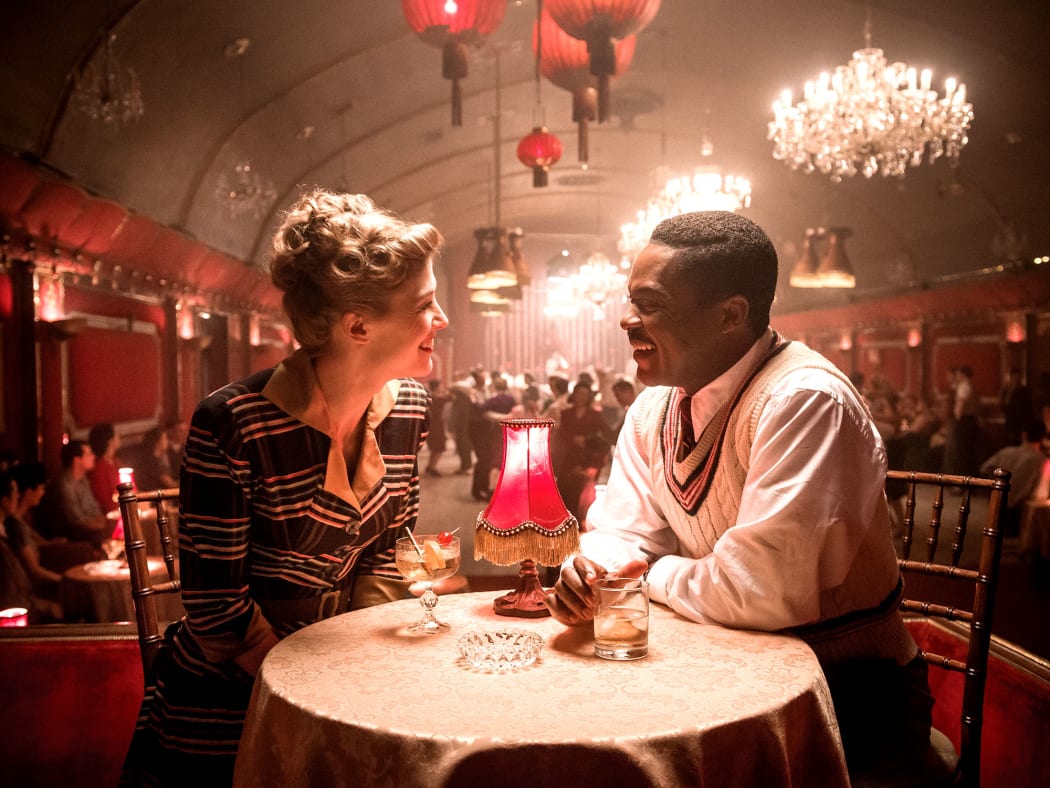 Ruth and Seretse courting over their shared love of jazz.