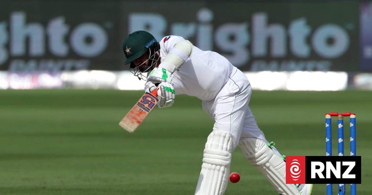 Pakistan post 207-4 on opening day | RNZ