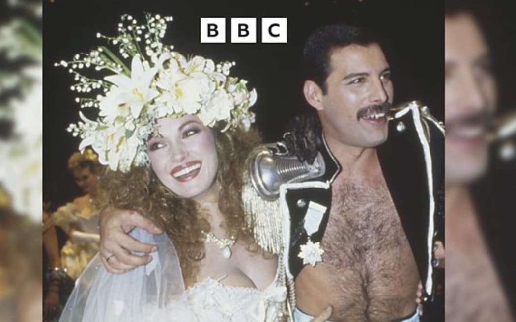 Jane Seymour and Freddie Mercury at Fashion Aid