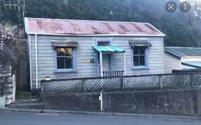 Milton Road railway cottage