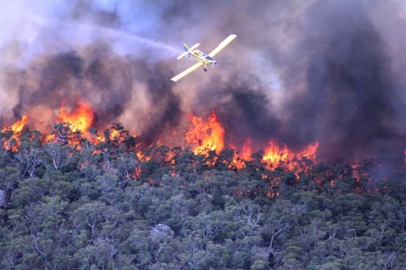 Fires burned through thousands of hectares in Victoria's Grampians region.