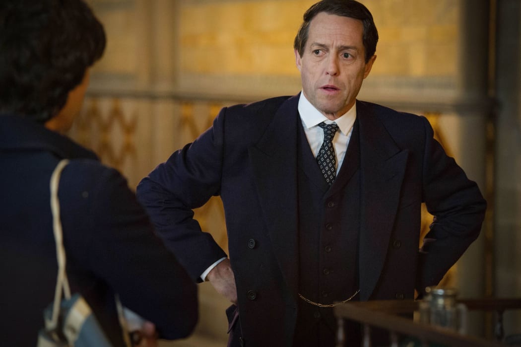 Jeremy Thorpe (Hugh Grant) meets Norman Scott (Ben Whishaw) at the House of Commons in A Very English Scandal.