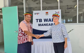 Kiribati Health Minister, Tinte Itinteang and Australia's Foreign Minister, Penny Wong at the opening of the new TB Ward at Tarawa.