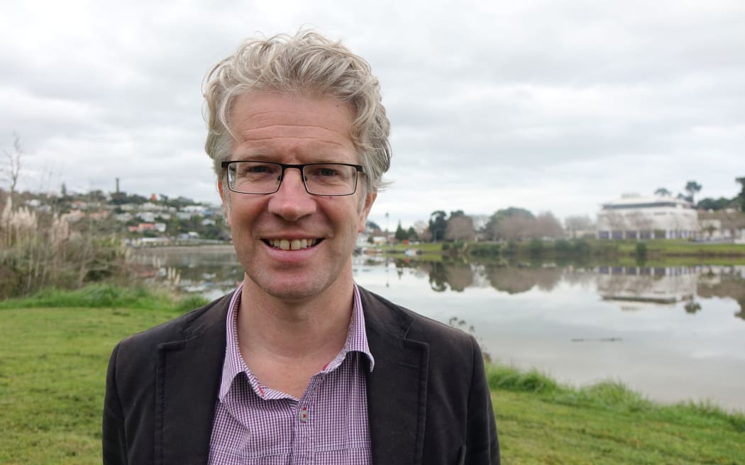 Acting Whanganui mayor Hamish McDouall says the EQC system is out of date and penalises provincial homeowners.