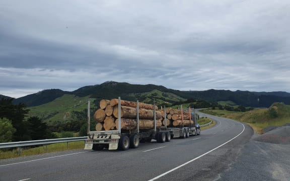 Logging truck heading to Gisborne port