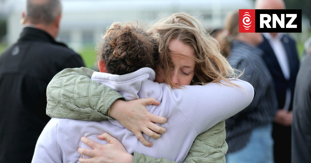 Live: Mt Maunganui recovery paused over slip fears, community holds vigil