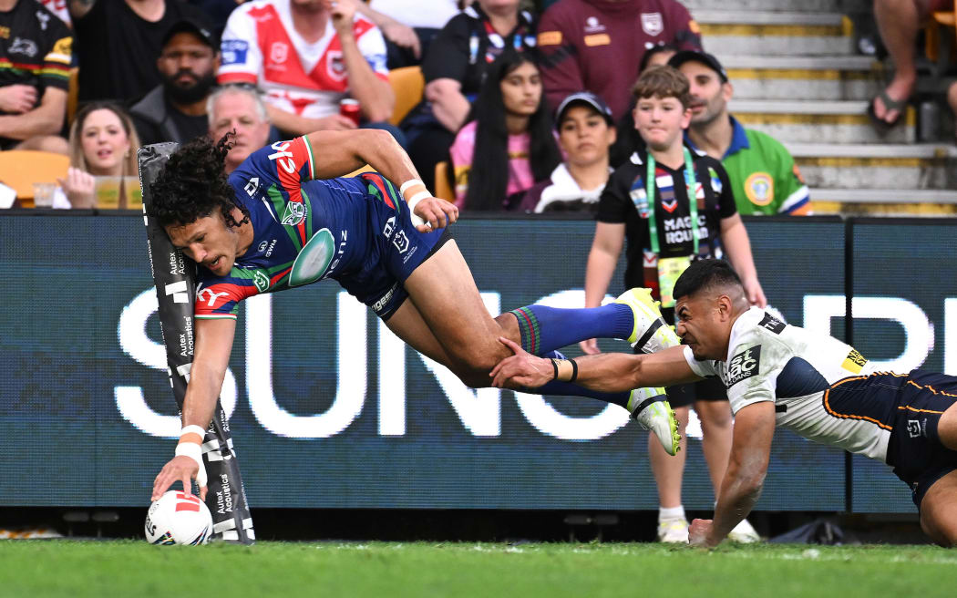 NZ Warriors beat Brisbane Broncos 42-12 at Magic Round | RNZ News