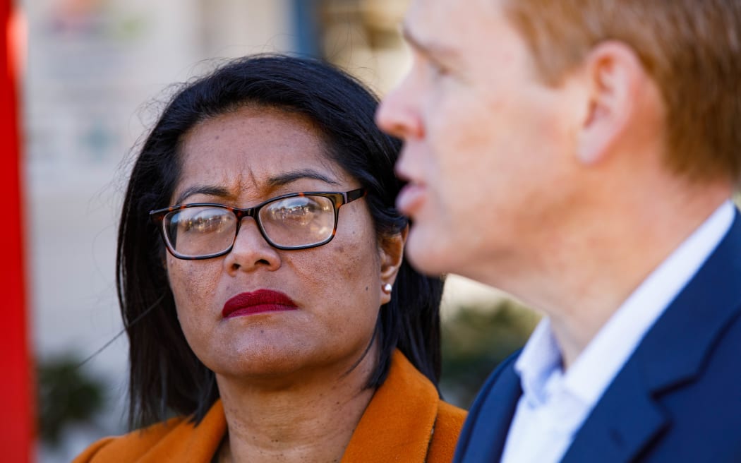 Labour leader Chris Hipkins and MP Barbara Edmonds visit Tairangi School