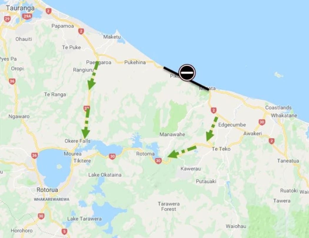 Three people are dead after a crash involving four separate vehicles on State Highway 2 near Whakatane.

Emergency services were alerted to a collision between a truck and a car in Pikowai about 1.50pm.