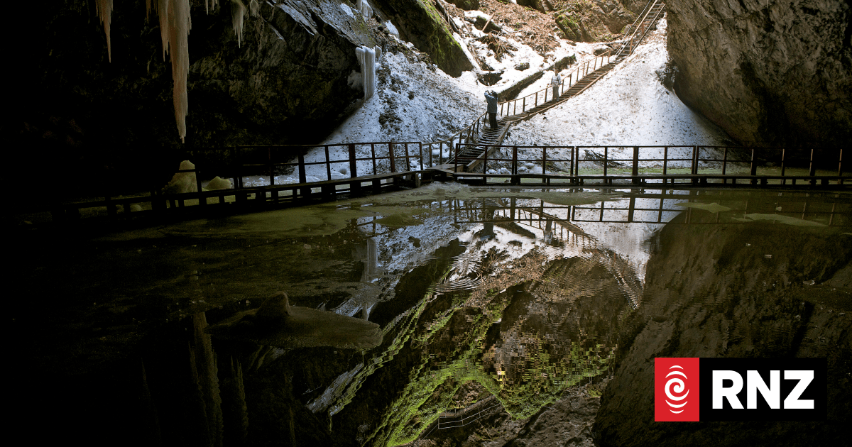 Ancient antibiotic-resistant bacteria discovered in Romanian underground glacier