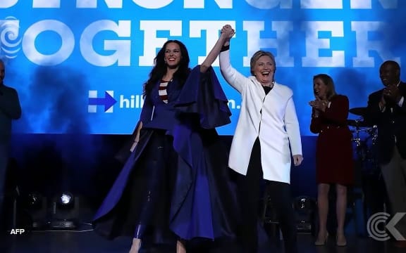 A mad dash on the Clinton campaign trail