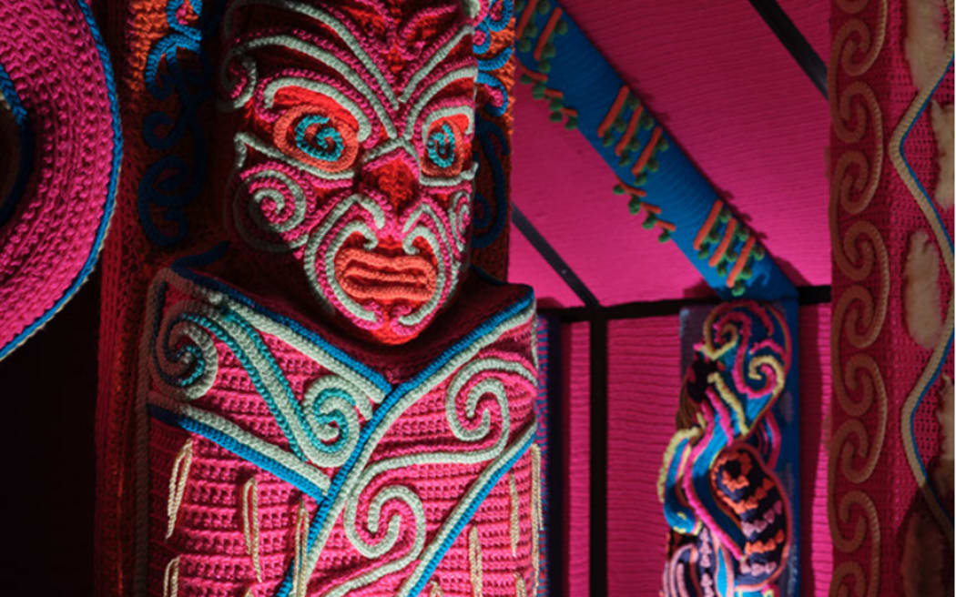 A detail from the Wharenui Harikoa by Lissy Robinson-Cole and Rudi Robinson.