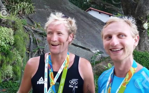 Bond and Murray overjoyed at gold