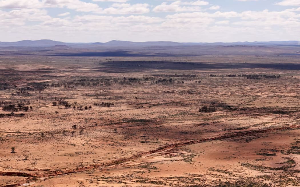 The terrain around where Gus was last seen is vast and rugged (ABC News: Daniel Taylor)