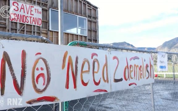 Fight to keep Takaka grandstand heads back in court