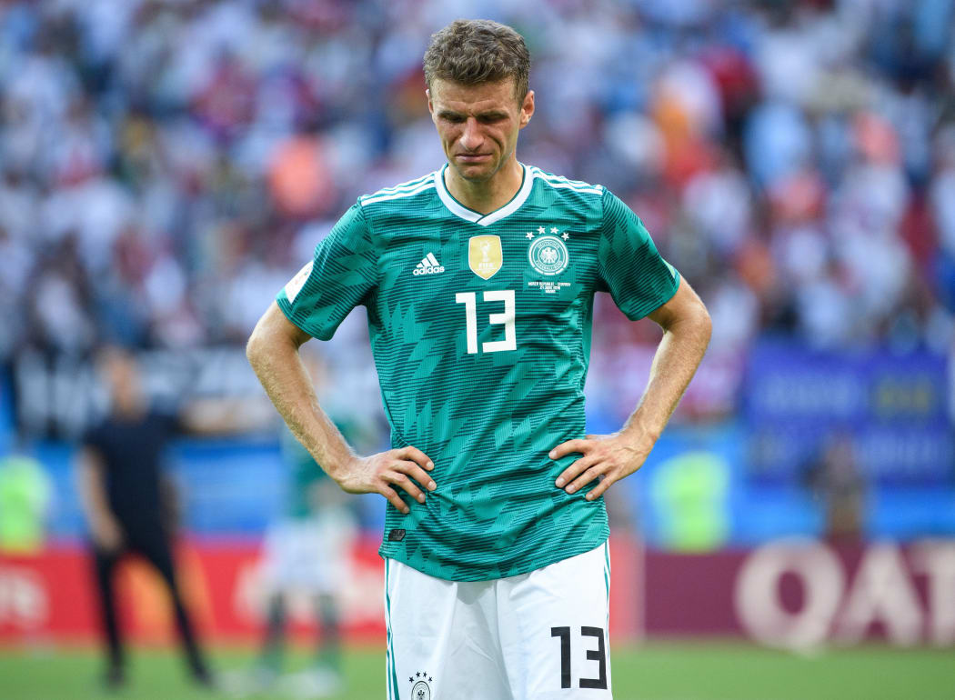 frustrated after End of Game: Thomas Mueller (Germany) is crying. GES / Soccer / World Cup 2018 Russia: South Korea - Germany, 27.06.2018 GES / Soccer / Football / Worldcup 2018 Russia: Korea Republic vs Germany, Kazan June 27, 2018 | usage worldwide