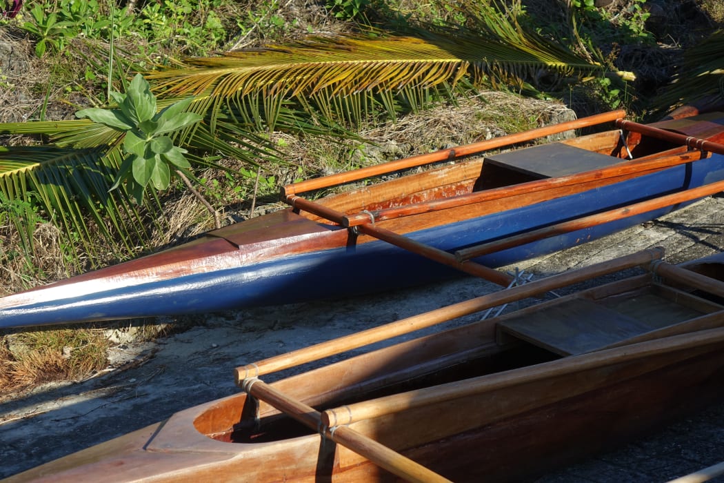 Nuie canoe