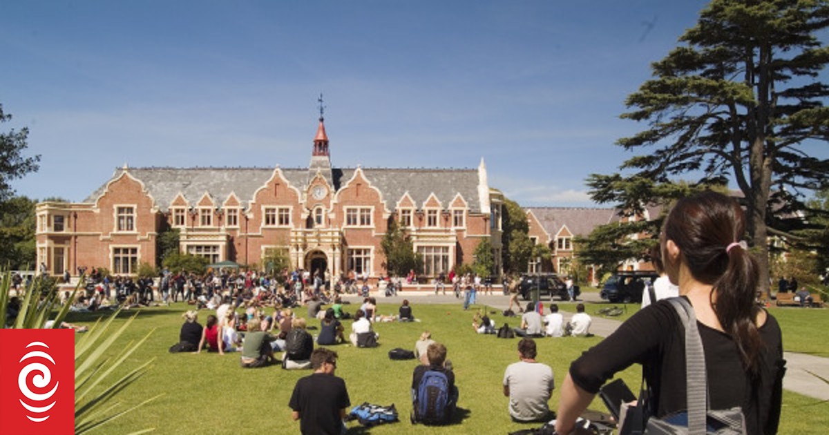 Universities concerned as visa frustrations from Indian students remain high - Vimarsana News