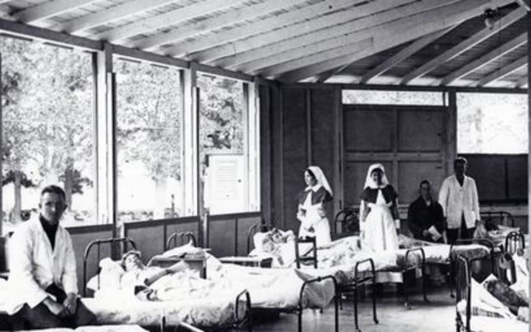 A hospital ward at the Featherston Camp in early 1900s.