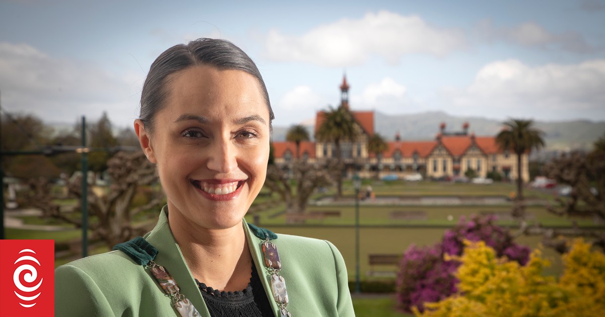 Why Rotorua Mayor Tania Tapsell smiles even after the hardest days - Vimarsana News