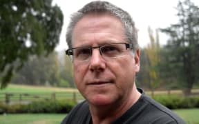 Dr Simon Pollard