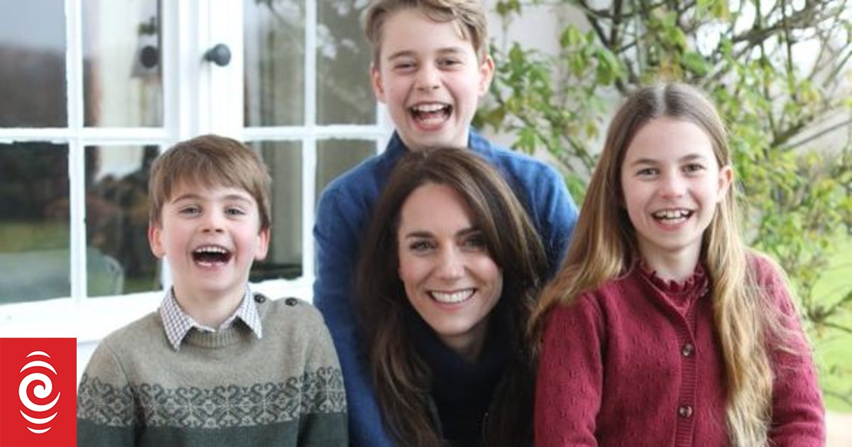 Princess of Wales says she edited the photo recalled by agencies - Vimarsana News
