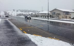 Snow in Queenstown this morning