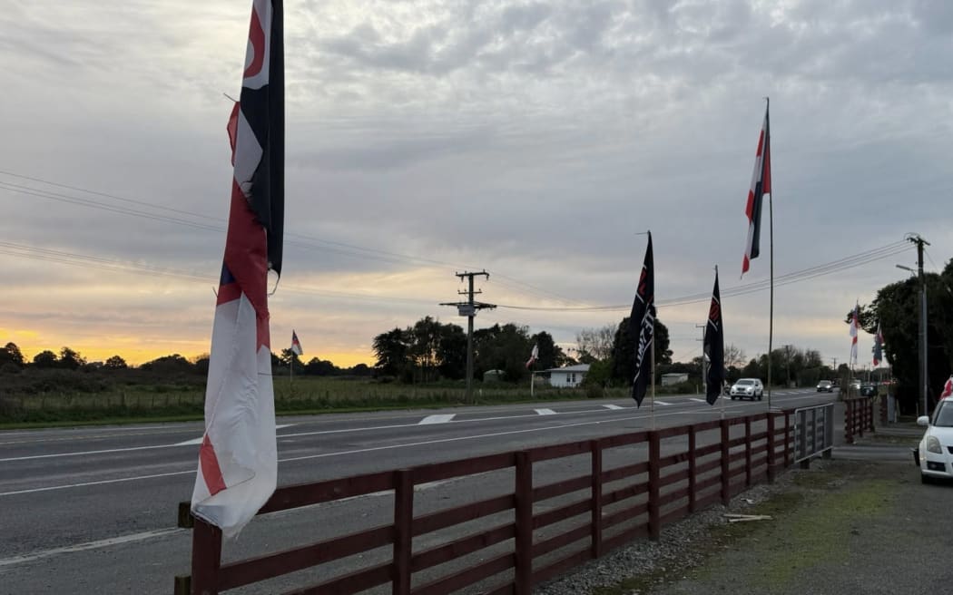 A Horowhenua-based iwi, Ngāti Tukorehe are angered after multiple tino rangatiratanga and other Māori flags were torn down from their marae and whenua in Kuku.