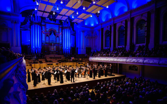 The APO's Welcome Back With Houstoun concert