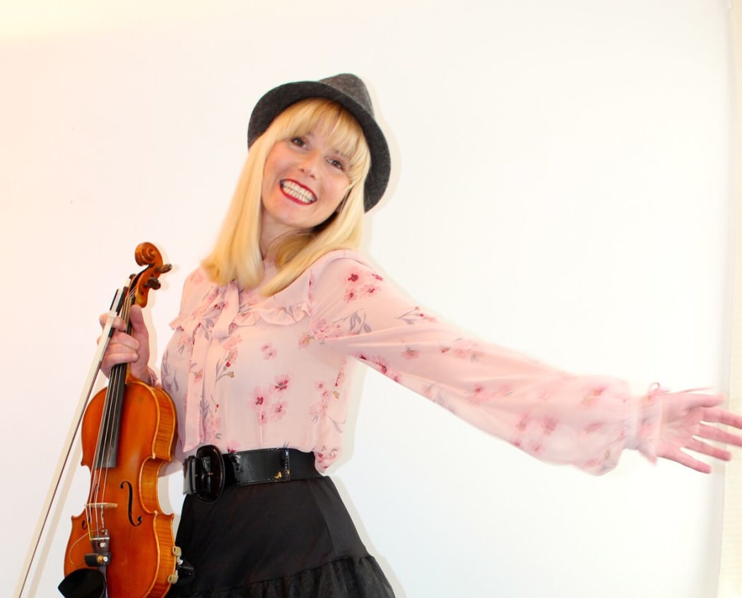 Violinist Fiona Pears