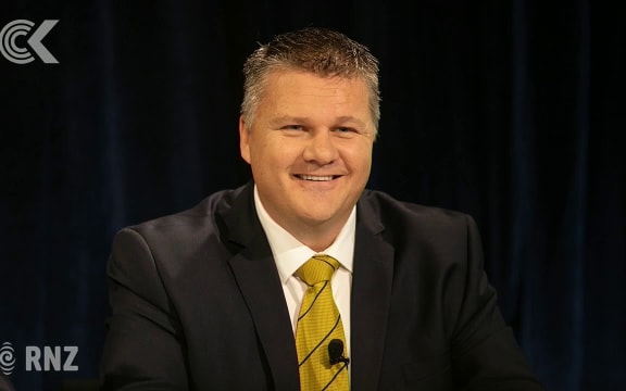 Fonterra posts $196m loss; analysts warn of worrying trend