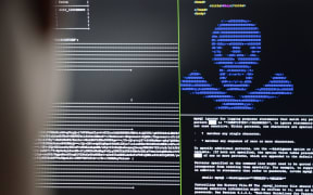 04 December 2019, Hessen, Darmstadt: IT security scientists are training in the "Cyber Range" room in the new "Athene" cyber security centre how infiltrated blackmail programs ("Ransomware") can be rendered harmless.