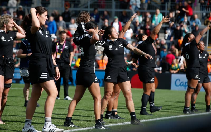 Rugby World Cup: Black Ferns ride the 'mana wave' | RNZ