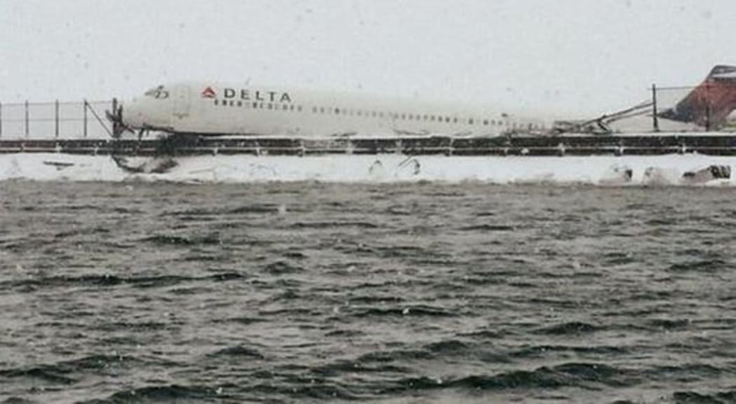 LaGuardia crash