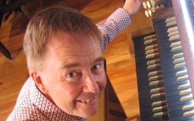 Organist Kemp EnglishOrganist Kemp English
