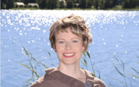 publicity shot of Finnish composer Sanna Ahvenjärvi