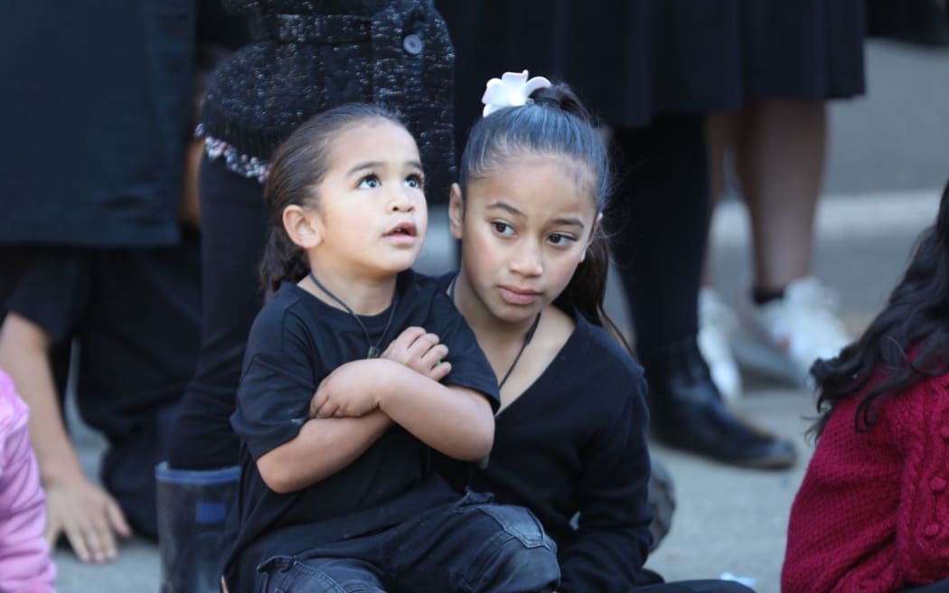 People watch on as the new Māori monarch is unveiled, 5 September 2024.